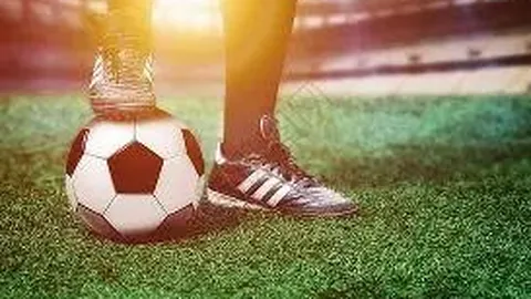 【云巅独步】2025139期双色球独家预测：必中秘码精选——12、14、29，财运亨通，不容错过！